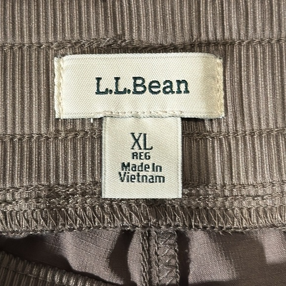 L.L. Bean Cargo capri Pants size XL women’s lightweight hiking walking casual - Picture 10 of 14
